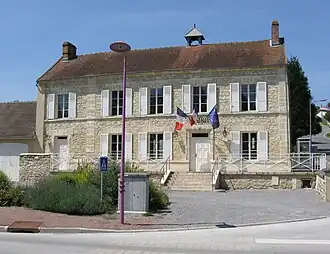 The town hall of Silly-la-Poterie