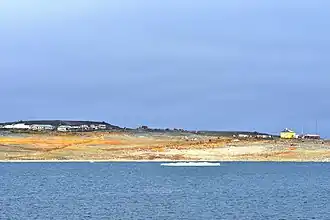 Southern coast of Bolshevik Island: Solnechny Bay (78°11’N, 103°7’E)