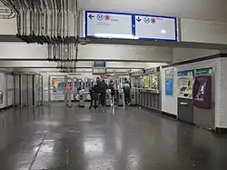 Ticket barriers at the mezzanine