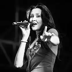 Synne Vo performing at Kirketorget, Kongsberg 2024 Photo: Tore Sætre