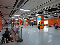 Line 3 concourse