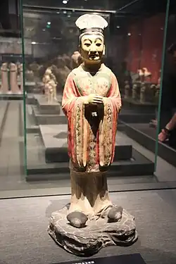 Scholar oficial (Chinese), 618–907 AD, painted and glazed ceramic, Shaanxi History Museum, Xi'an, China[20]