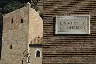 Lungotevere Pierleoni