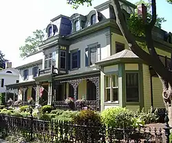 Thayer House (1806; remodeled 1862)