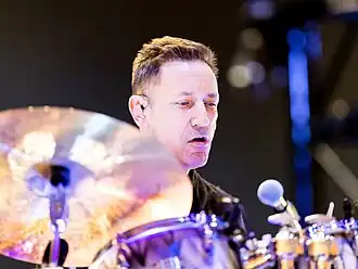 Chamberlin performing with the Smashing Pumpkins in 2019