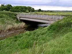 Concrete bridge over Hedon Haven, Paull Road (2005)