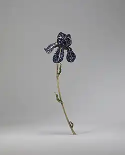 Iris Corsage Ornament ( 1900) by Tiffany & Company.