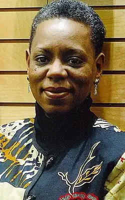 Photoportrait of Tonya Bolden