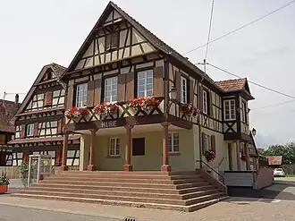 The town hall in Uttenheim