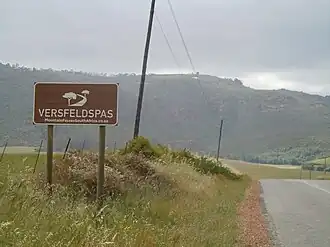 Versfeldpas tourist sign at the start of the pass