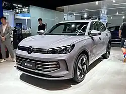 Volkswagen Tiguan L Pro