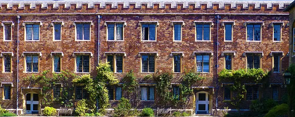 Walnut Tree Building, erected 1616–19
