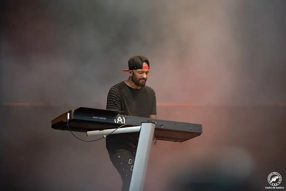 Within Temptation-11.jpg